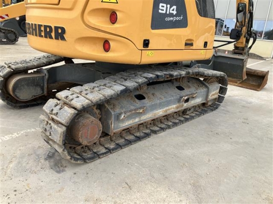 Liebherr R 914 Compact Litronic