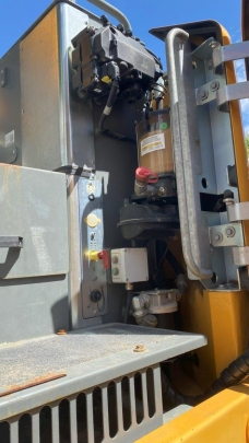 Liebherr A 913 Compact Litronic