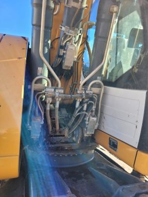 Liebherr R 920 Compact Litronic