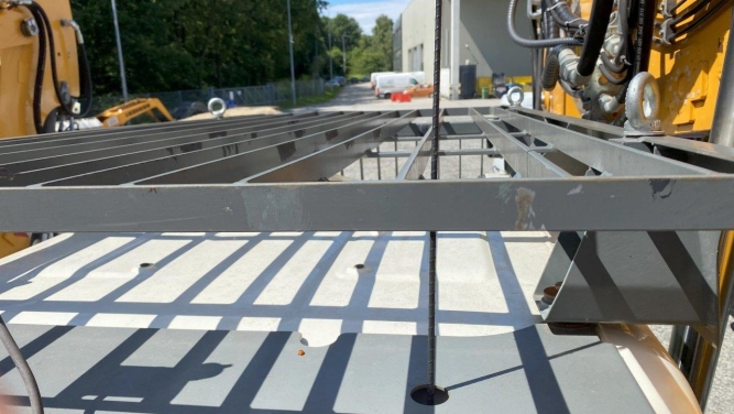 Liebherr A 913 Compact Litronic