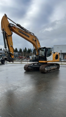 Liebherr R 924 Litronic