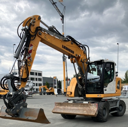 Liebherr A 914 Compact Litronic