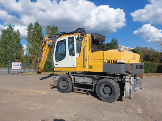 Liebherr A 316