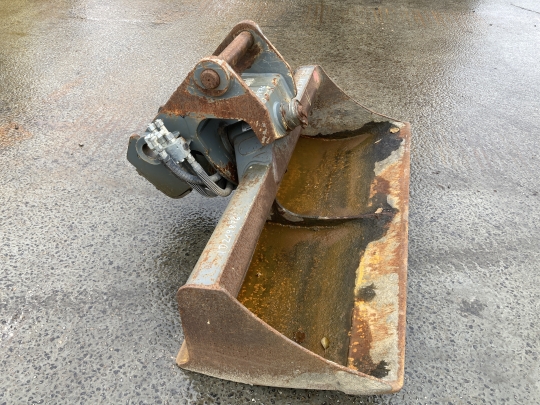 Liebherr Grabenräumlöffel schwenkbar 1.500mm