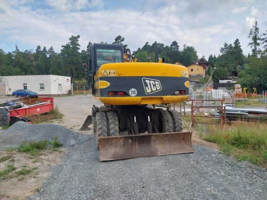 JCB JS160W