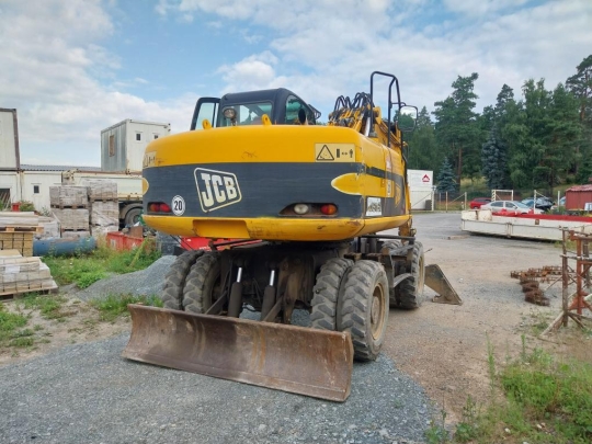 JCB JS160W