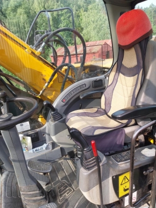 JCB JS160W