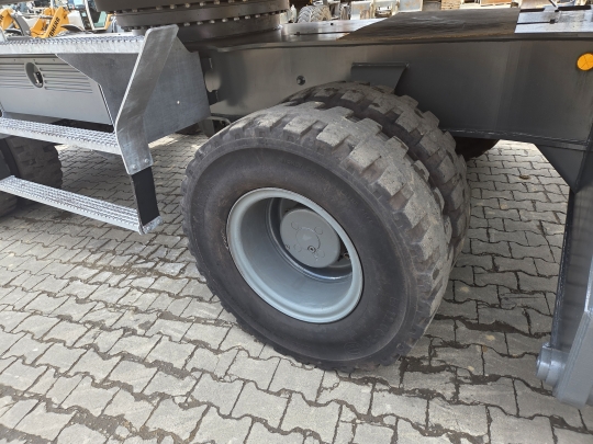 Liebherr LH 40 M Industry Litronic mit Generatora.