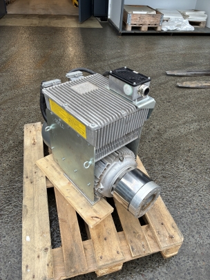 Liebherr Magnetanlage 30 kW hydraulisch