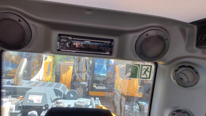 Liebherr A 913 Compact Litronic