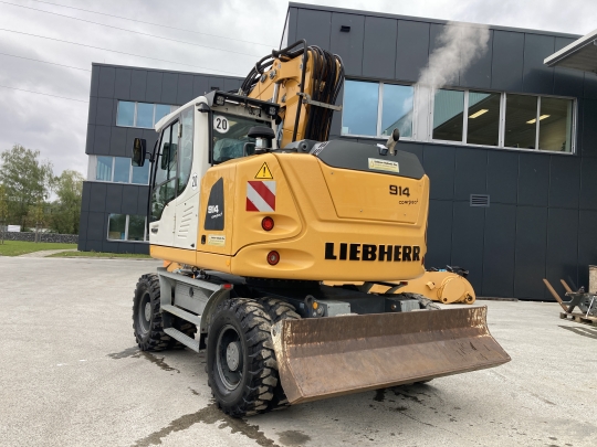 Liebherr A 914 Compact Litronic