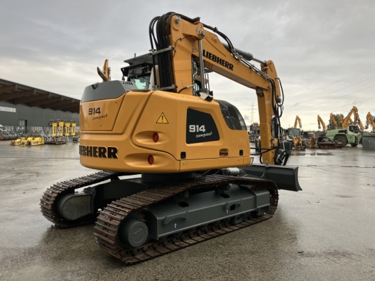 Liebherr R 914 Compact Litronic