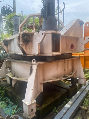 Liebherr 180 HC-L 8/16