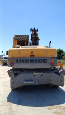Liebherr A 316