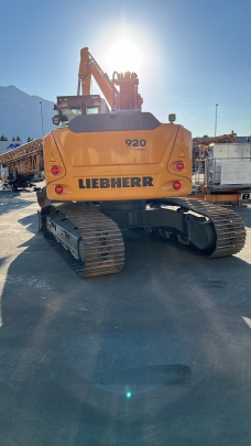 Liebherr R 920 Compact Litronic