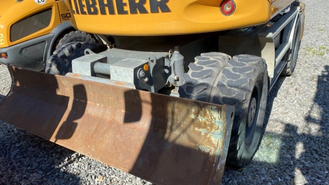 Liebherr A 918 Compact Litronic