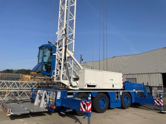 2018 Liebherr MK 88 Mobile cranes