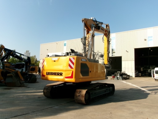 Liebherr R 924 Litronic