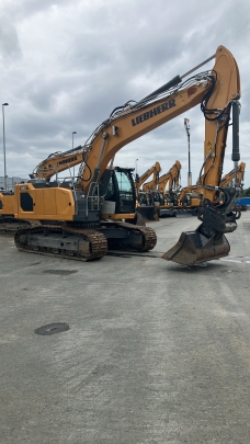 Liebherr R 922 Litronic
