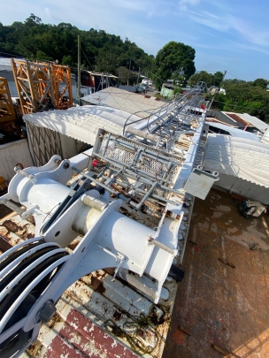 Liebherr 180 HC-L 8/16