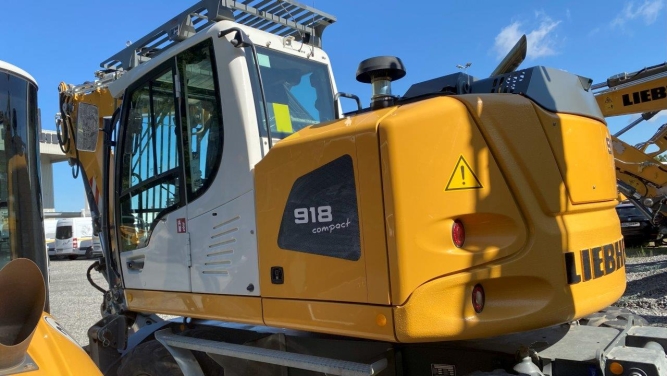 Liebherr A 918 Compact Litronic