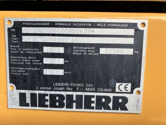 Liebherr R 920 Compact Litronic