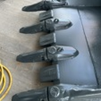 Hardox Steinverlegelöffel KL 50
