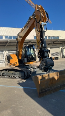 Liebherr R 920 Compact Litronic