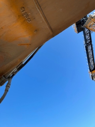 Liebherr R 946 Standard