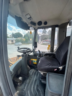 Liebherr L 524