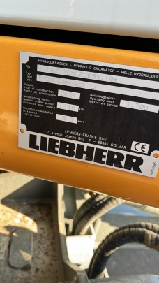 Liebherr R 920 Compact Litronic
