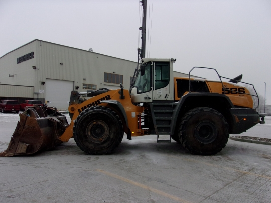 Liebherr L 586 XPower