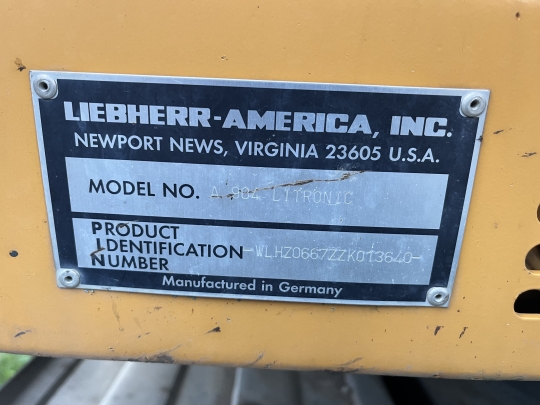 Liebherr A 904