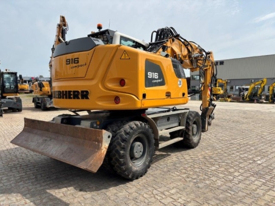 Liebherr A 916 Compact Litronic