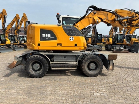 Liebherr A 916 Compact Litronic