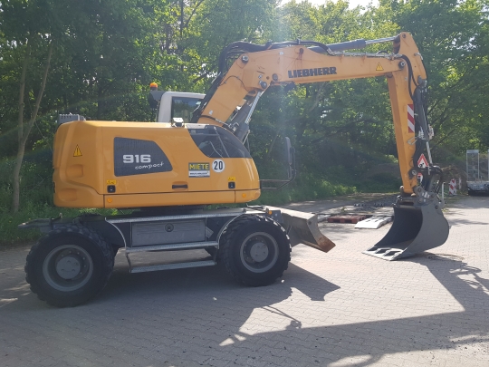 Liebherr A 916 Compact Litronic