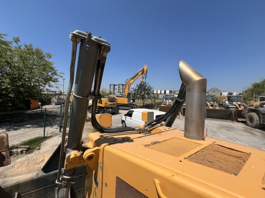 Liebherr PR 754 Litronic