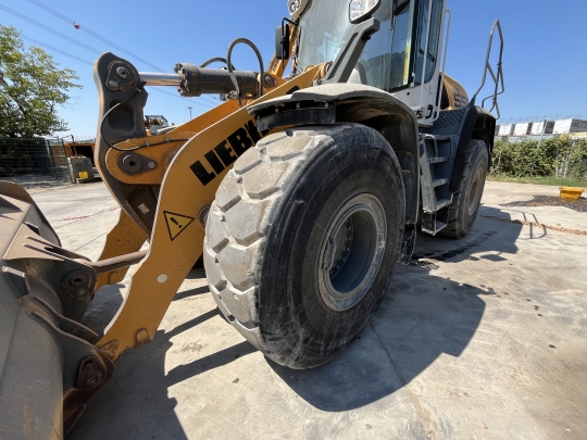 Liebherr L 556 XPower