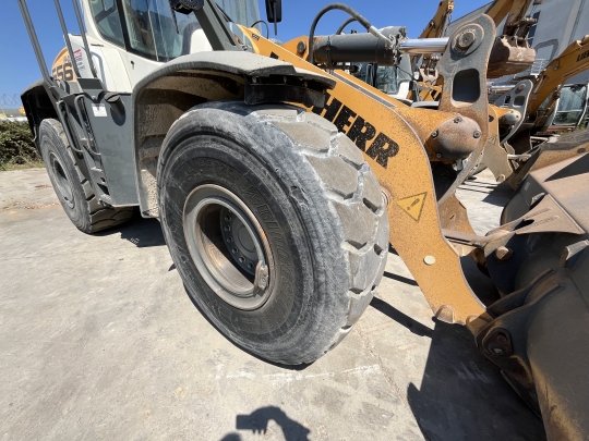 Liebherr L 556 XPower