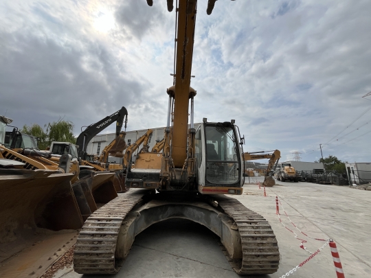 Liebherr R 934 C Litronic