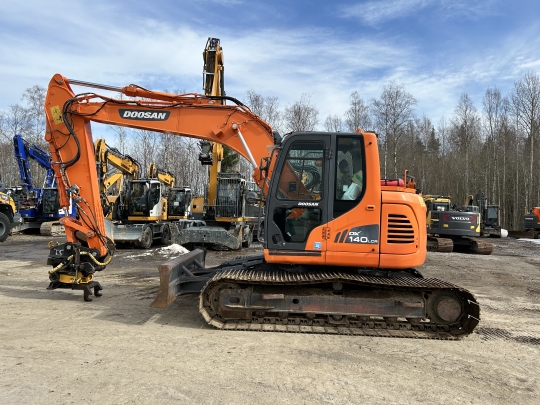 Doosan DX140LCR-3