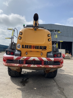 Liebherr L 566 XPower