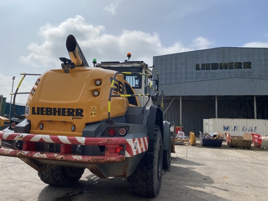 Liebherr L 566 XPower