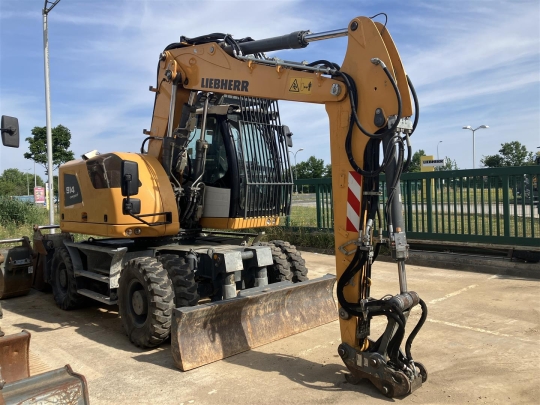 Liebherr A 914 Compact Litronic