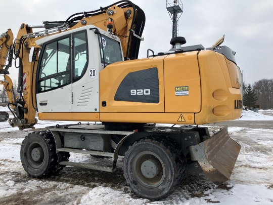 Liebherr A 920 Litronic