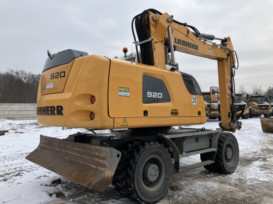 Liebherr A 920 Litronic