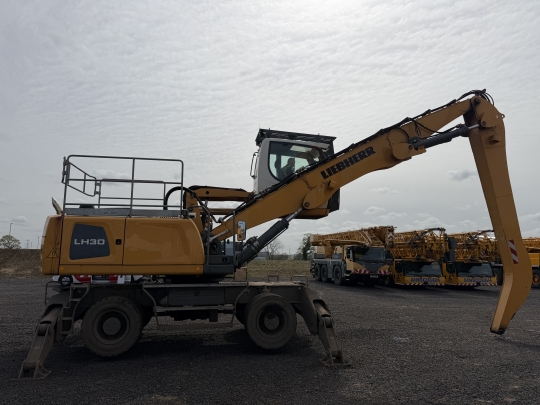 Liebherr LH 30 M Industry Litronic