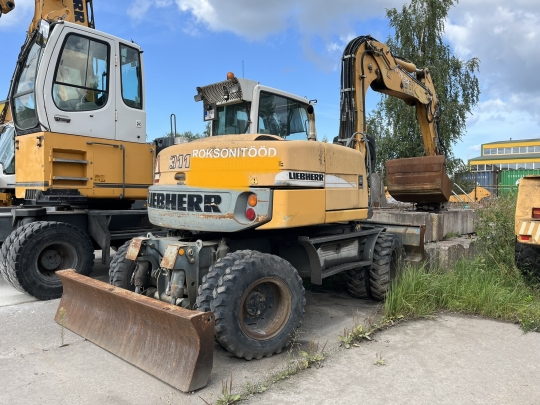 Liebherr A 311