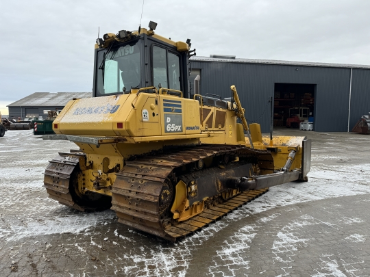 Komatsu D65PX-18
