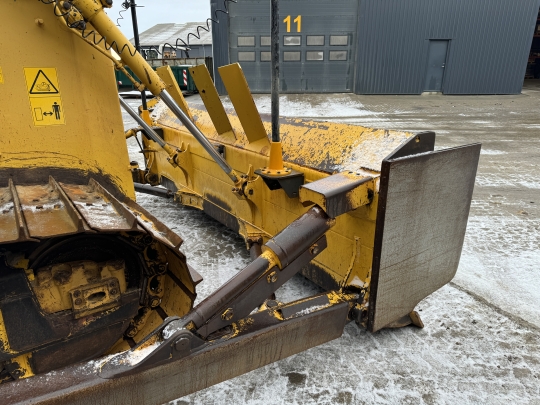 Komatsu D65PX-18